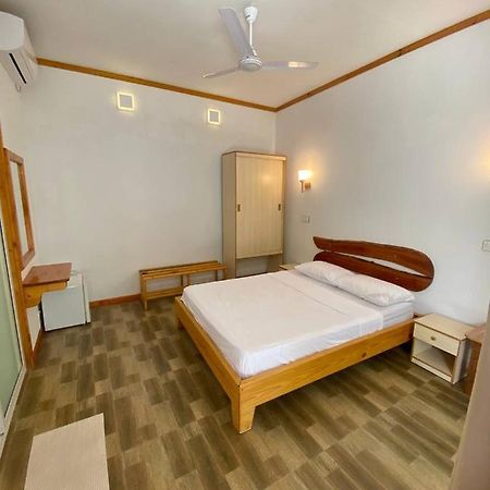 Moon Lodge Felidhoo Bagian luar foto